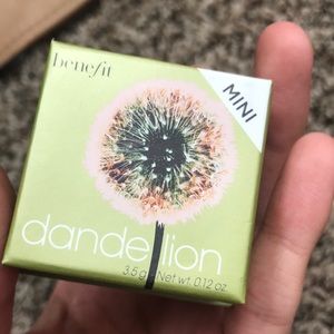 Benefit cosmetics dandelion blush